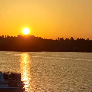 隆昌童颜物语摄影美学馆