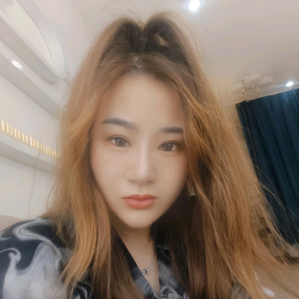 薇薇(不定时开播)