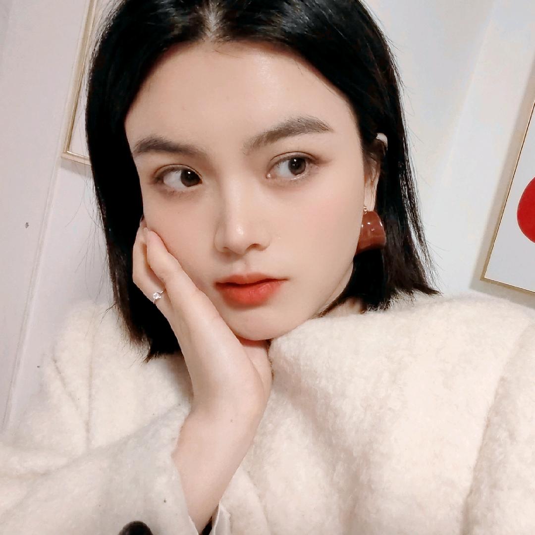 小月亮的姐姐🌙