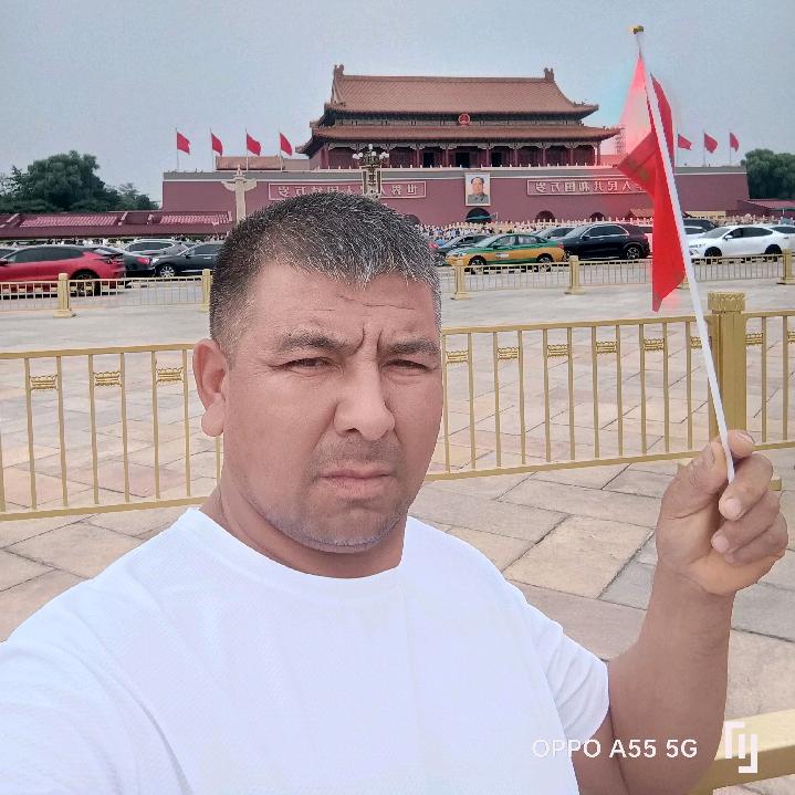 吾布力卡斯穆