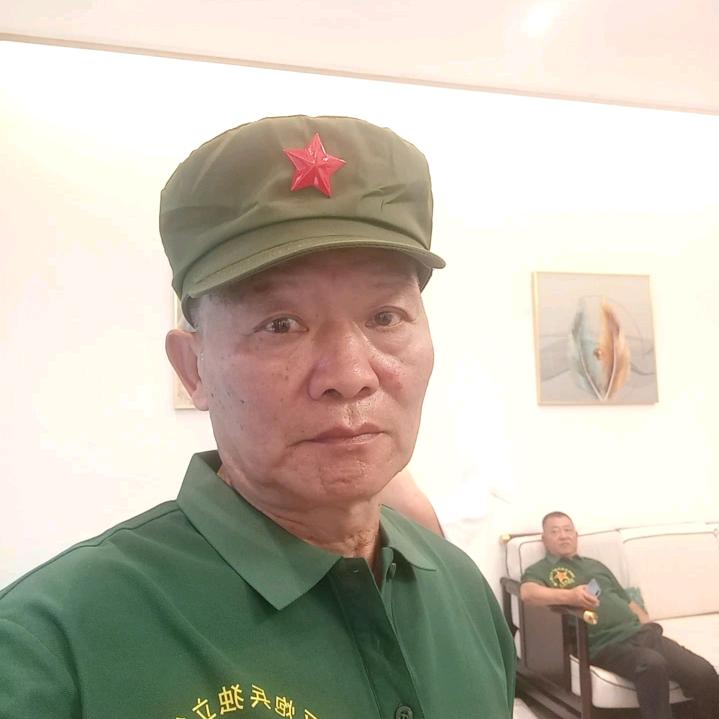 真情只怕无情伤！