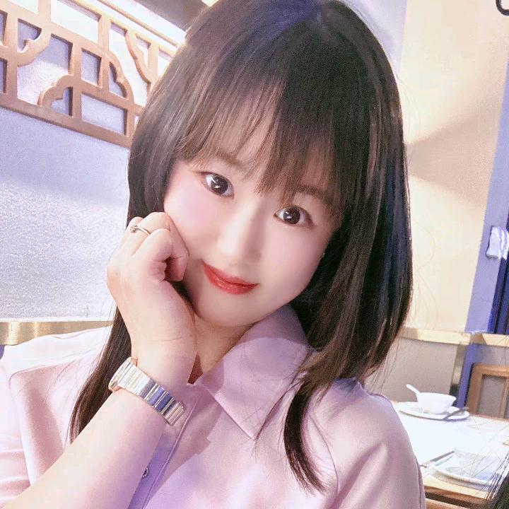 淡淡一笑