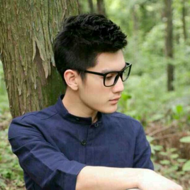 绽放丶硪的青春