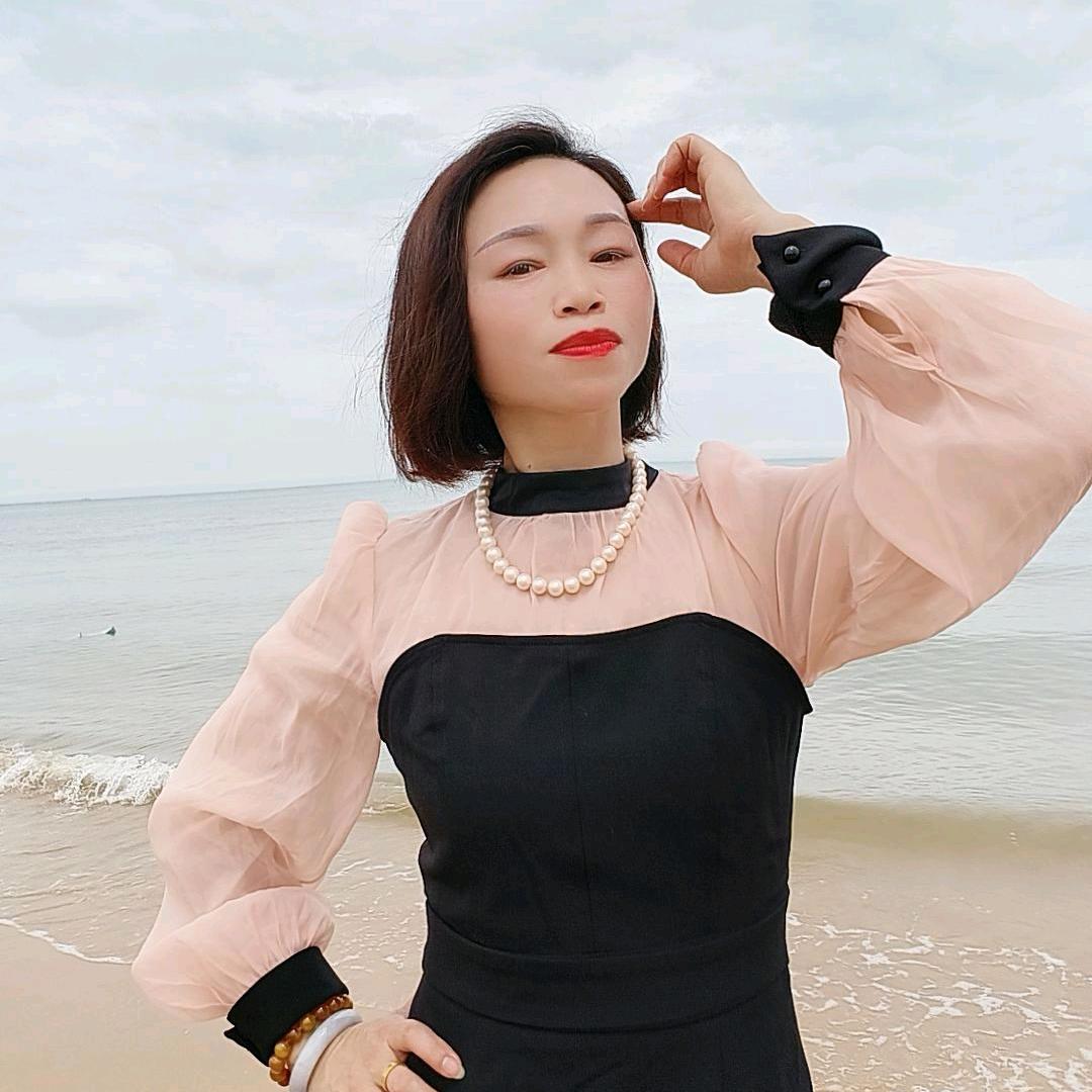 妮好彩 @莲姐姐