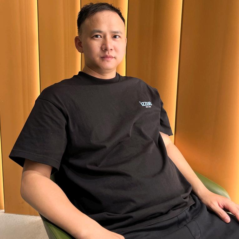 广州潘帅倾门窗