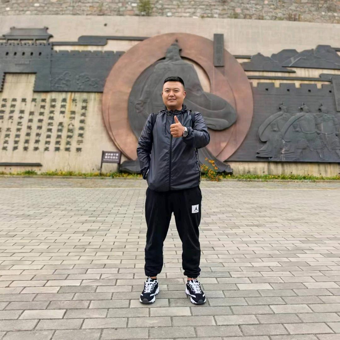 李彪