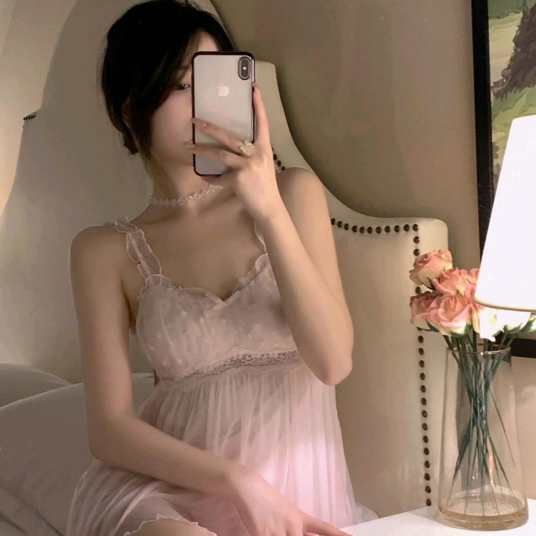 万美女装