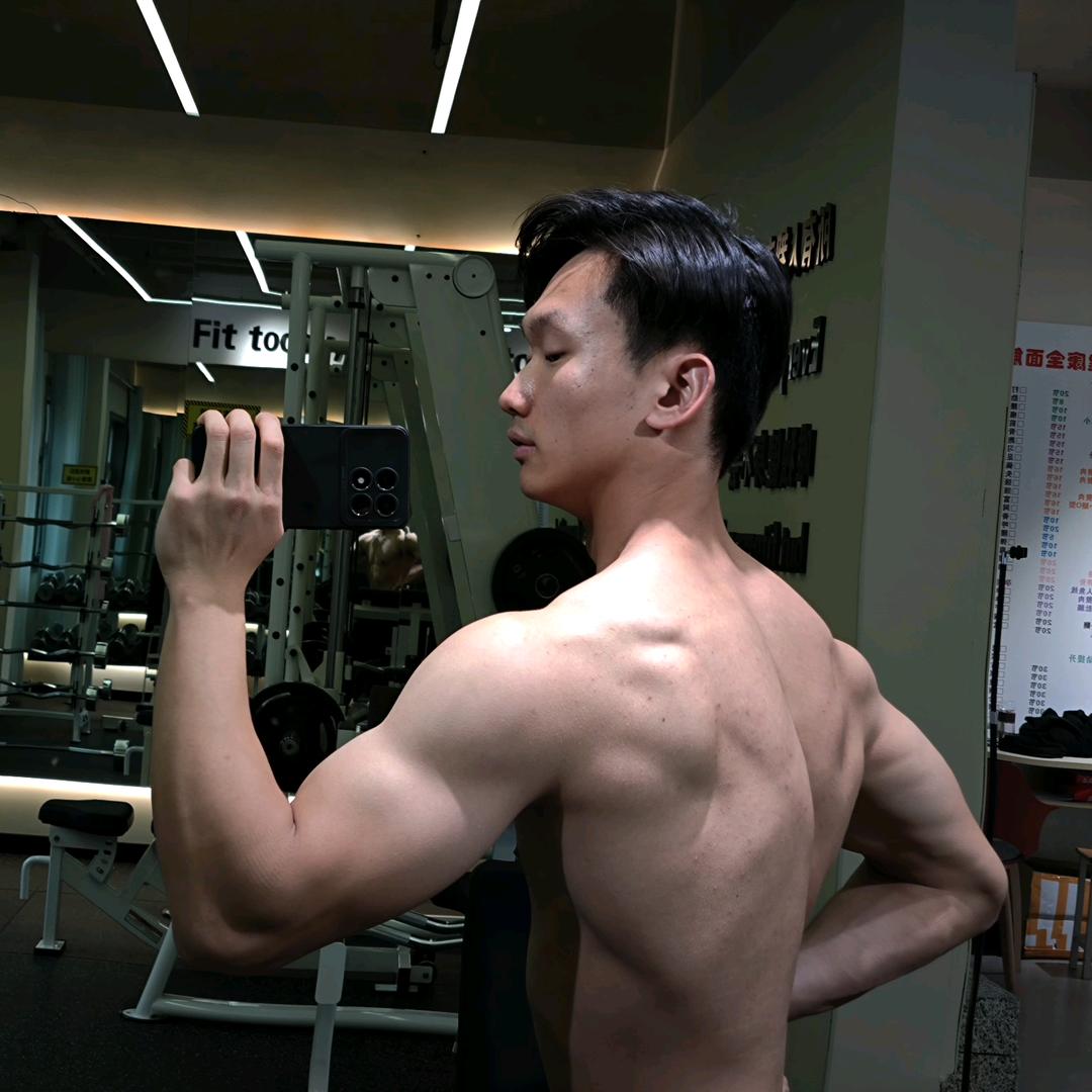 天水动鸣健身黄锐政💪
