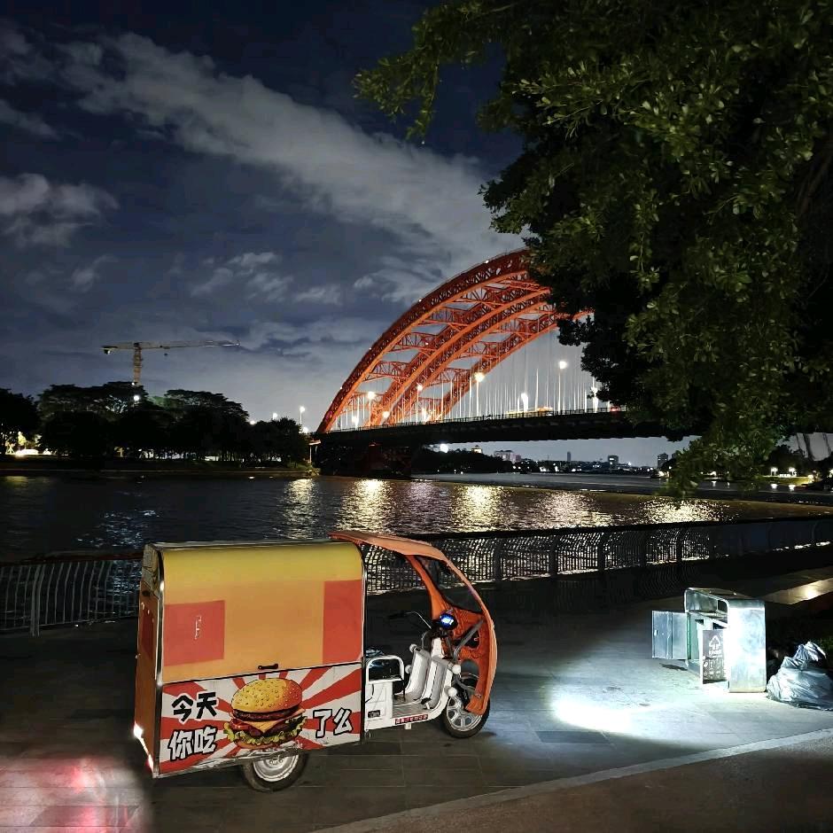 🍔汉堡佬不拉花