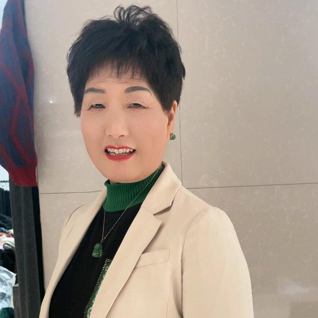 夏银香杨丰商业街