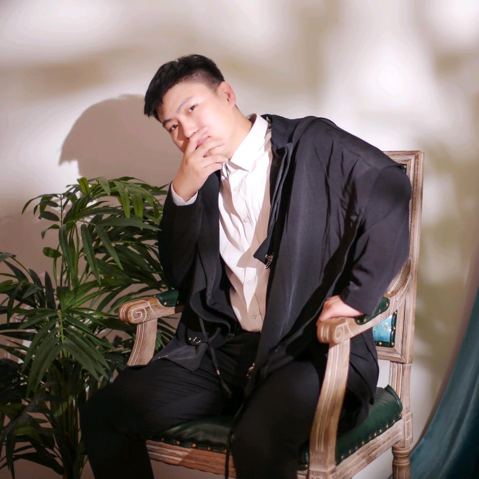 居然之家—木子李（互关）