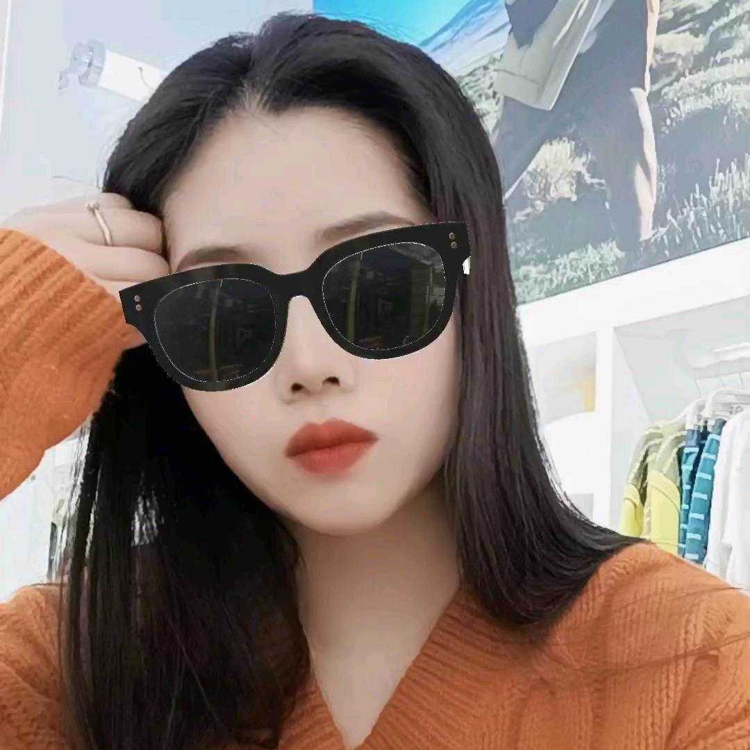 戴成静