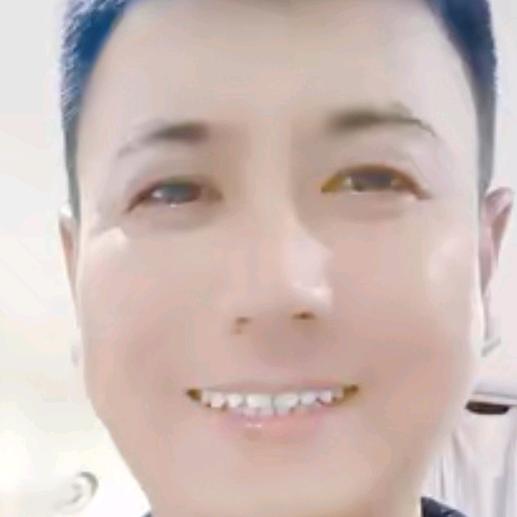 《乔》导演