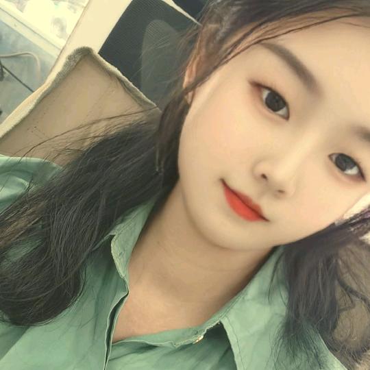 小张耶(๑• . •๑)