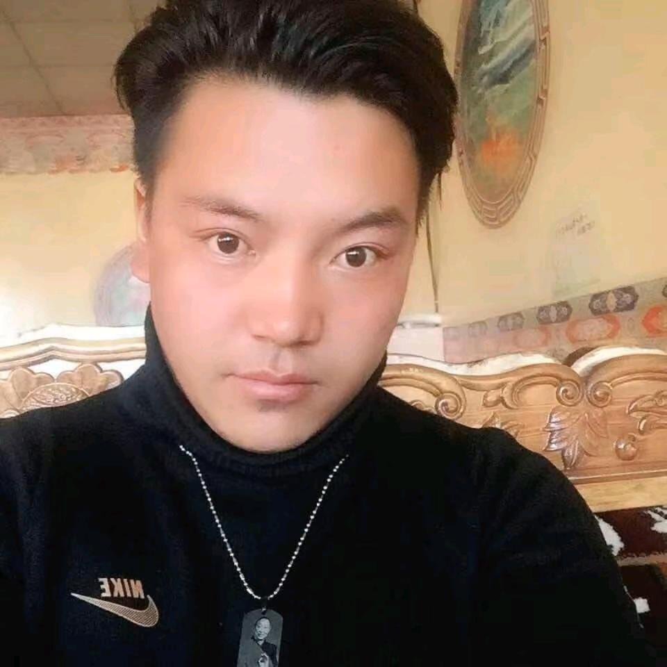 西藏男孩