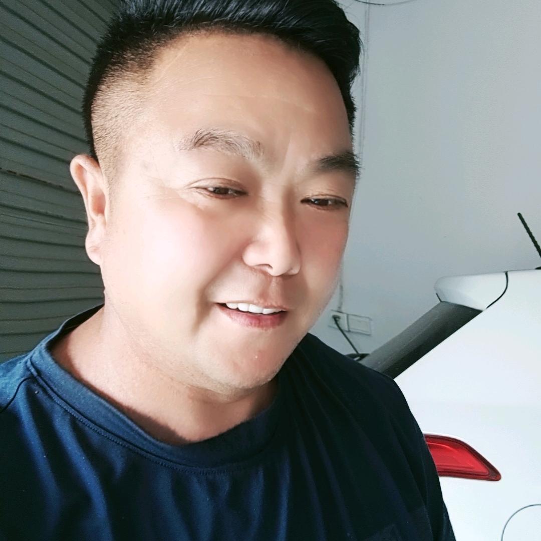 邓家老大，专业猪行