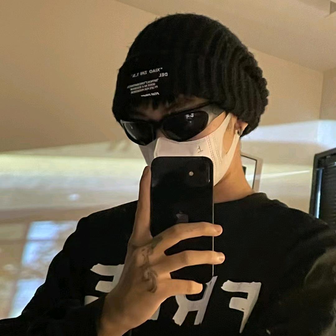 小贝拆盒潮玩
