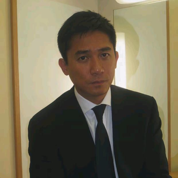与光同陈