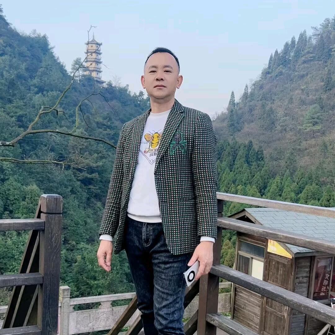 华仔毛哥