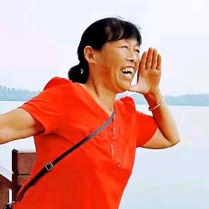 彭.