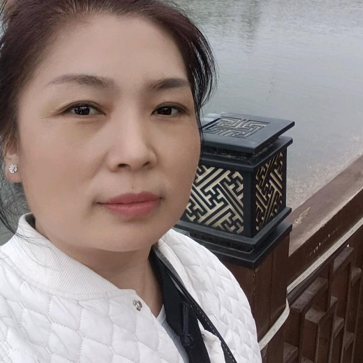 热爱生活的梅姐