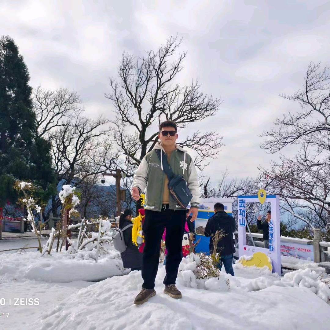 杨杨杨学长