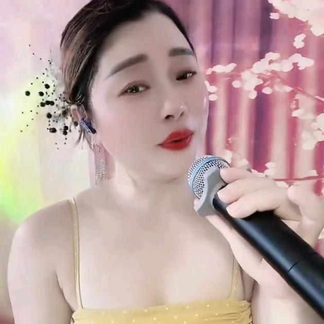 川燕🎤