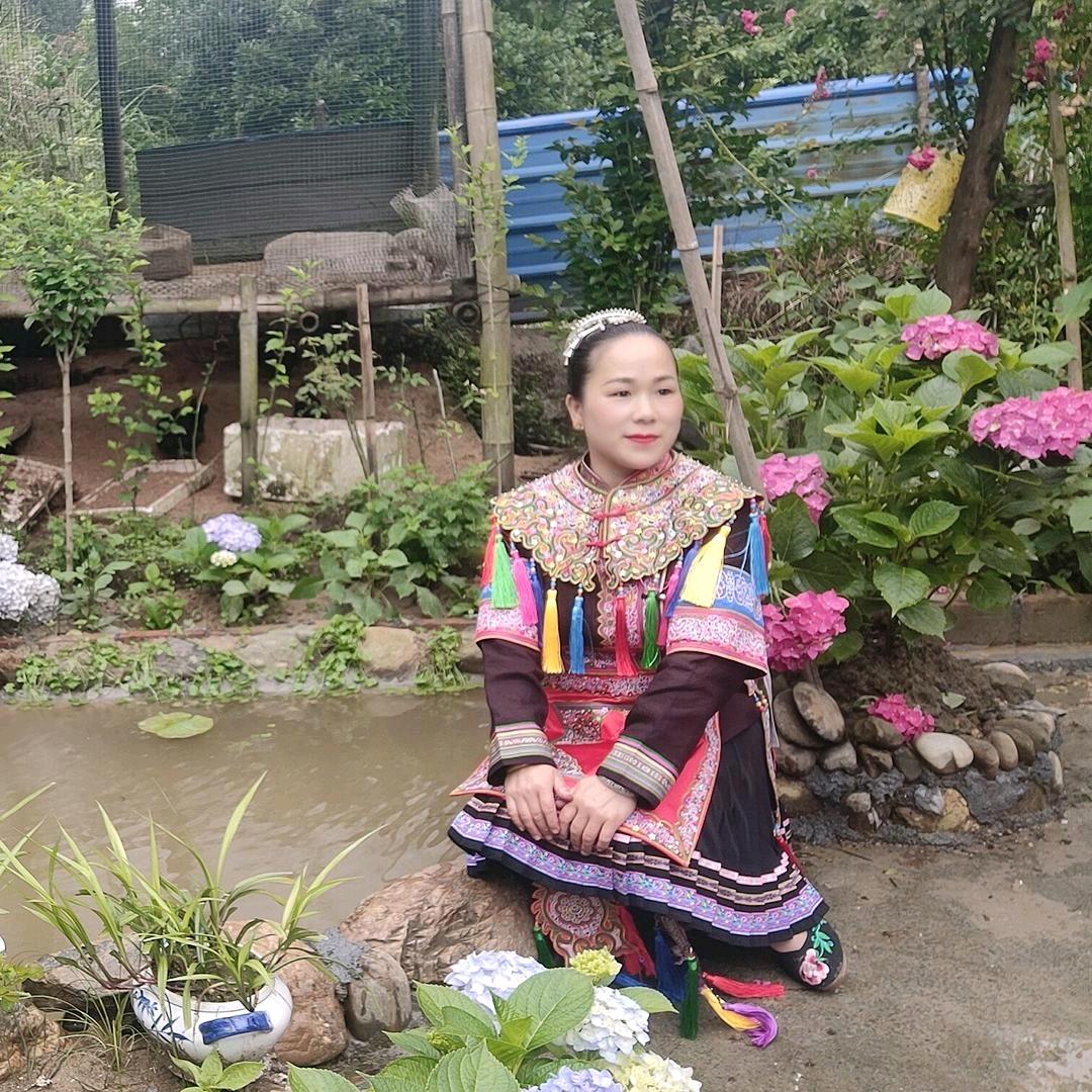 侗家兄弟土菜小院