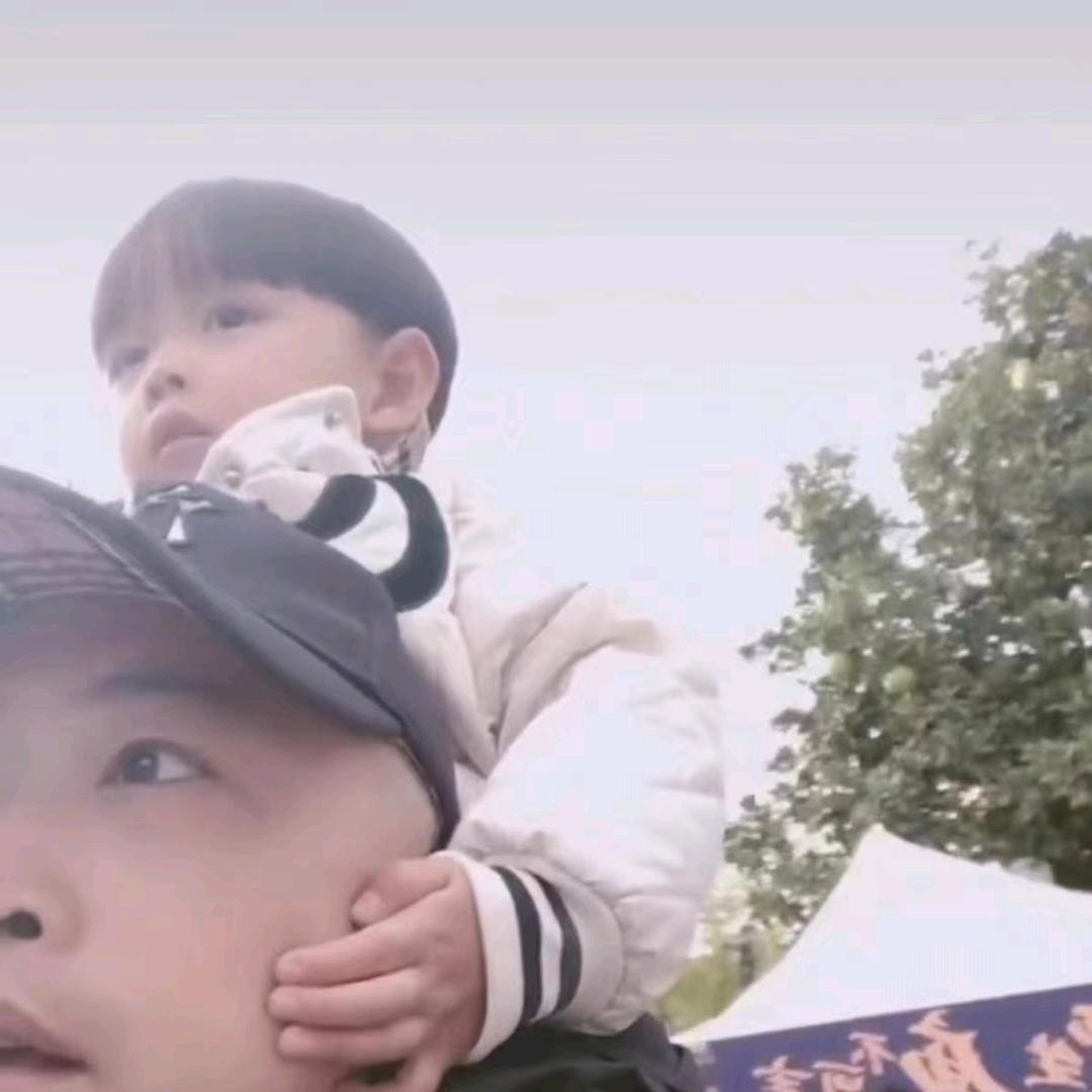 疯人院里疯人怨