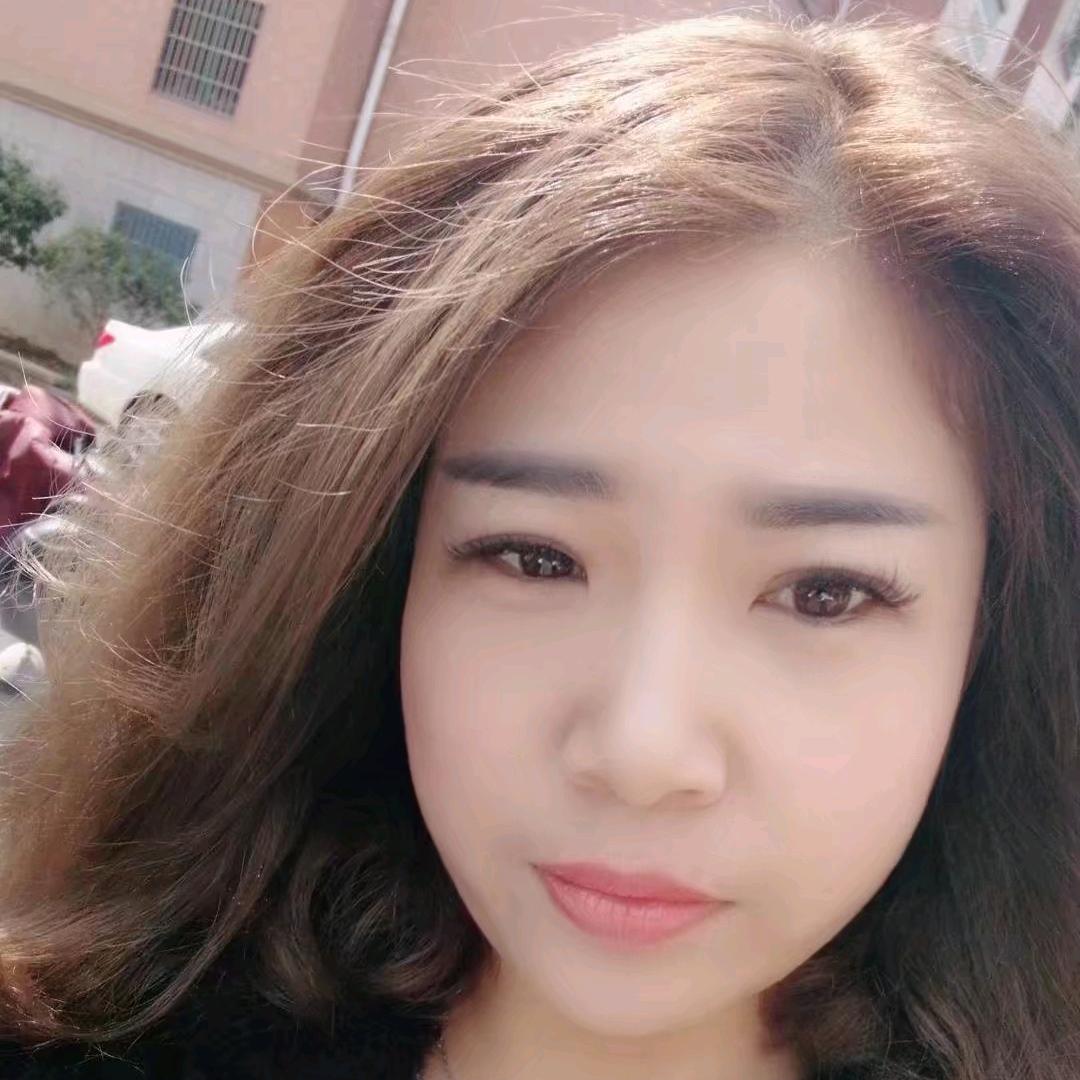 团妈杭漂在街头摆摊讨生活