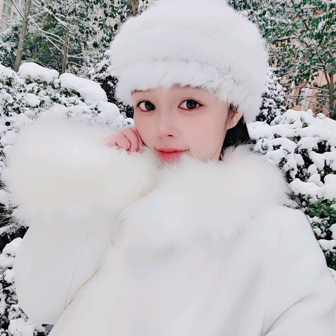 苗苗.