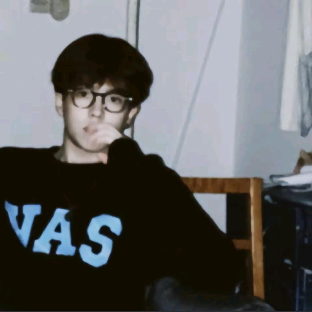 水枪装尿呲谁谁叫