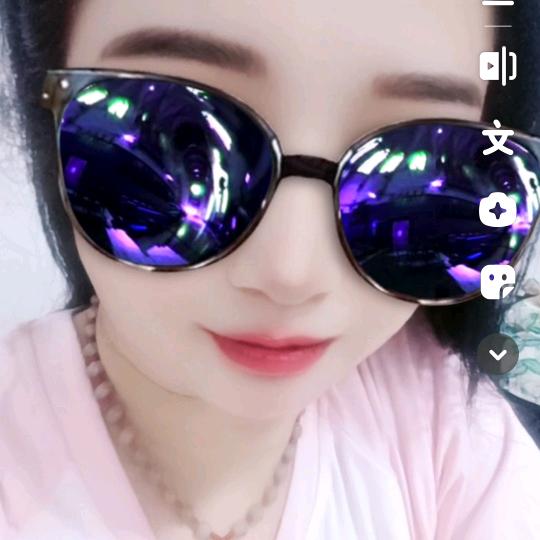 萍水相逢，💋💋💅💅