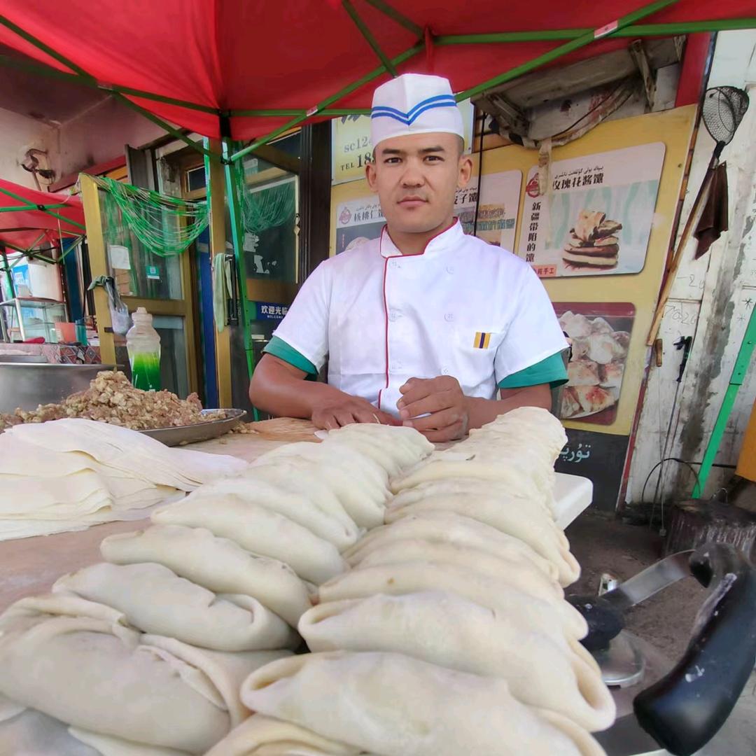 网红烤包子店0995