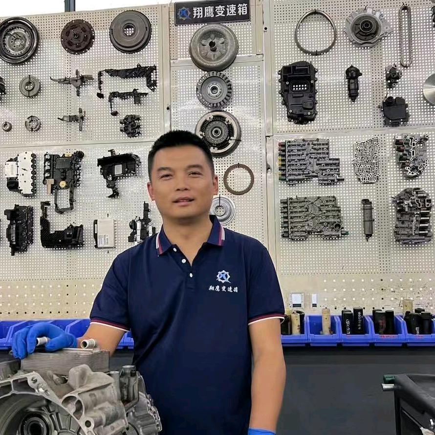 翔鹰自动变速箱维修站