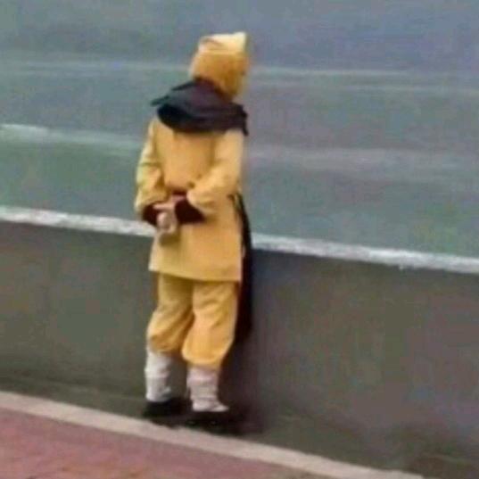 玖仟柒