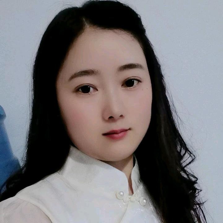 ℋღ᭄岁月🍎静好᭄