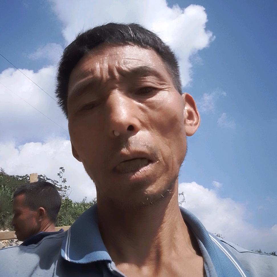 刘登文‘1一