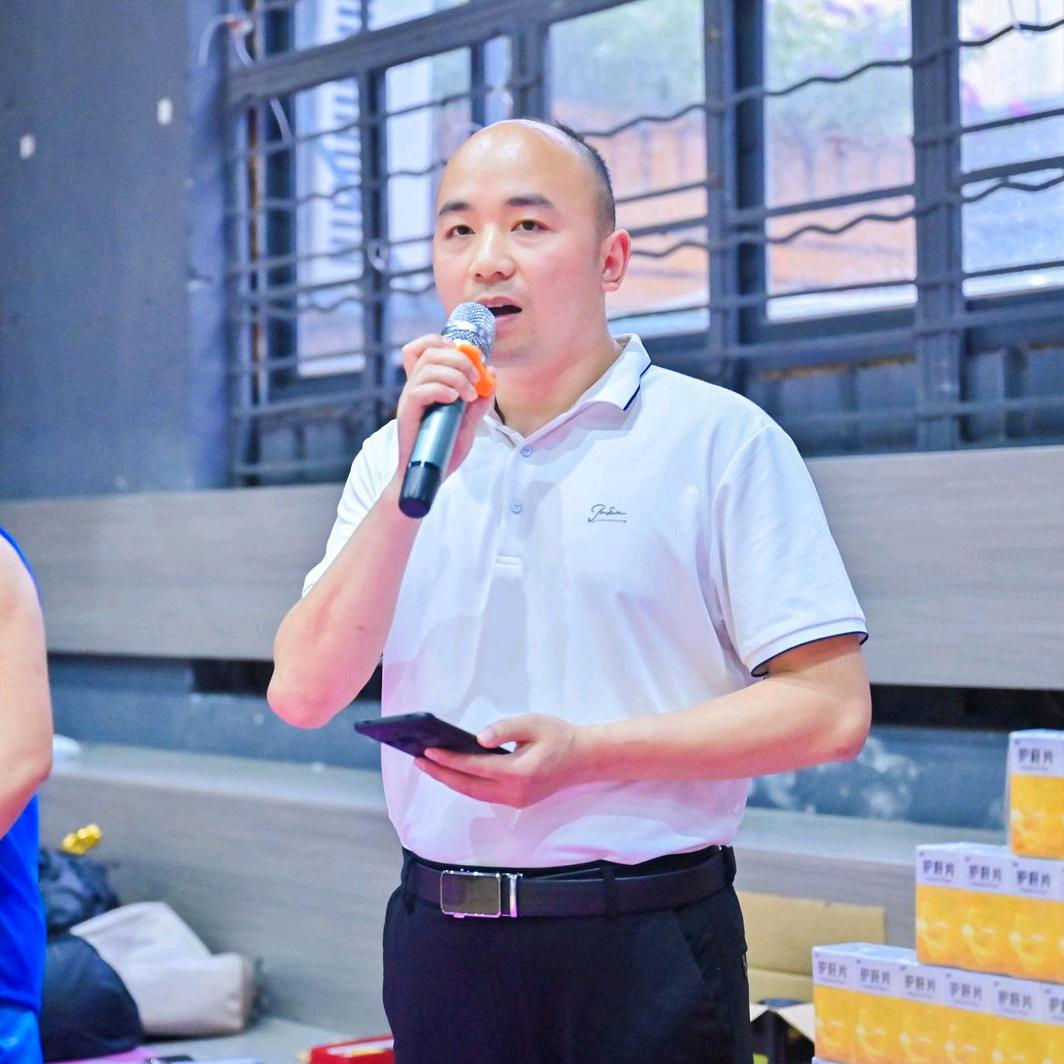 启哥说球🏀⚽以球会友