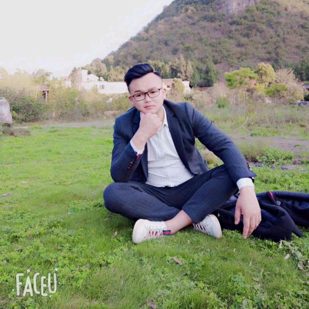 志鹏潮牌供应链   总仓鹏哥