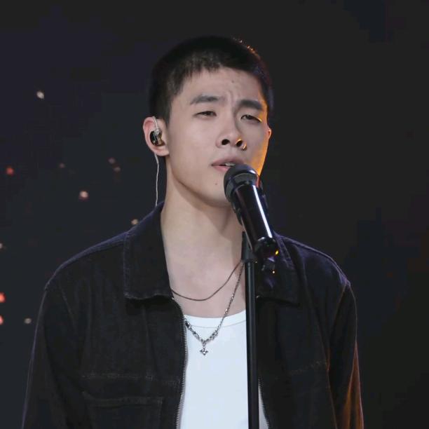 洛翔（12月14日晚百日庆典！！）