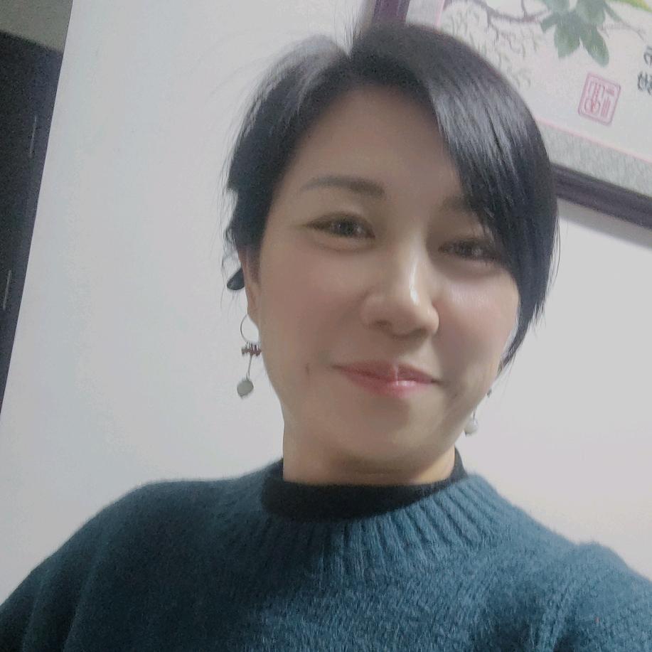 八妹一个人