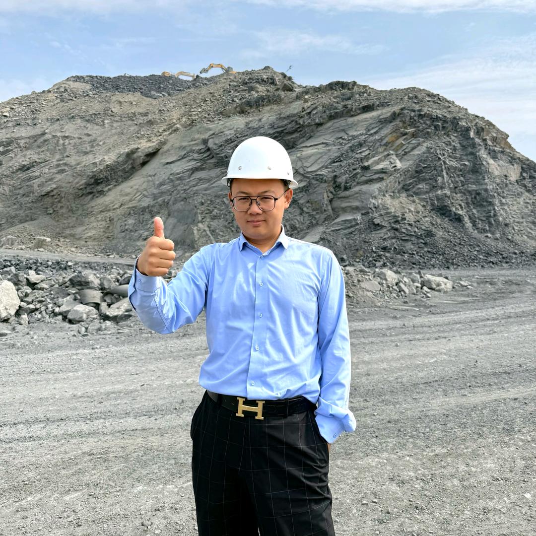 上海建设路桥刘山宝破碎机