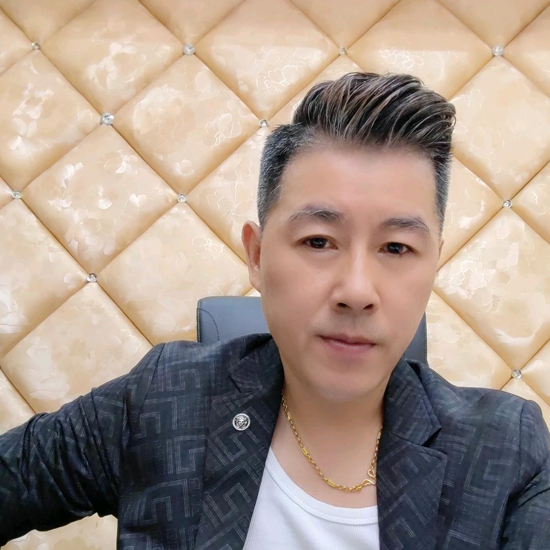 AI超级个体-华哥