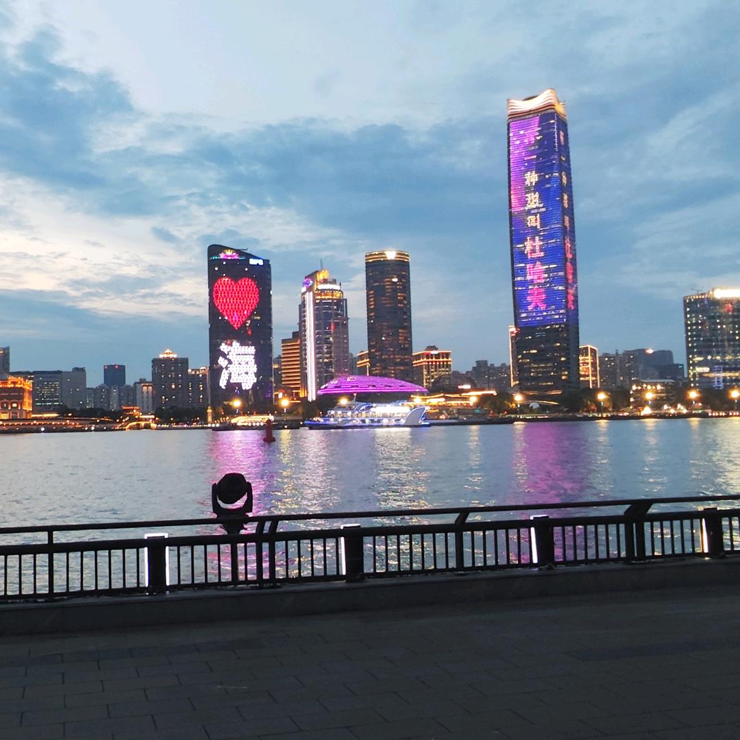 一半清醒一半醉