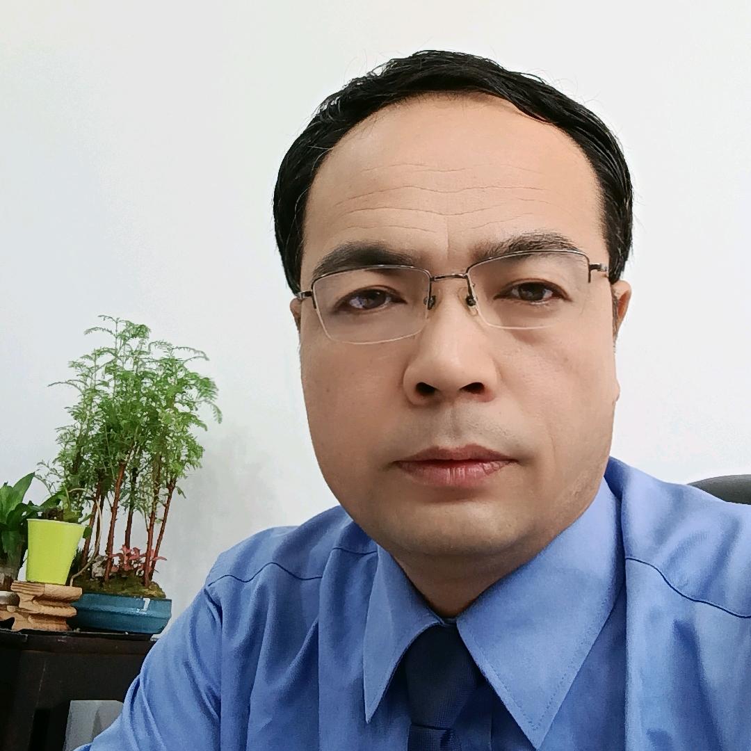 云水禅心，笑看风云。