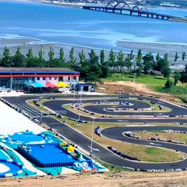 胜远滨海赛车度假中心