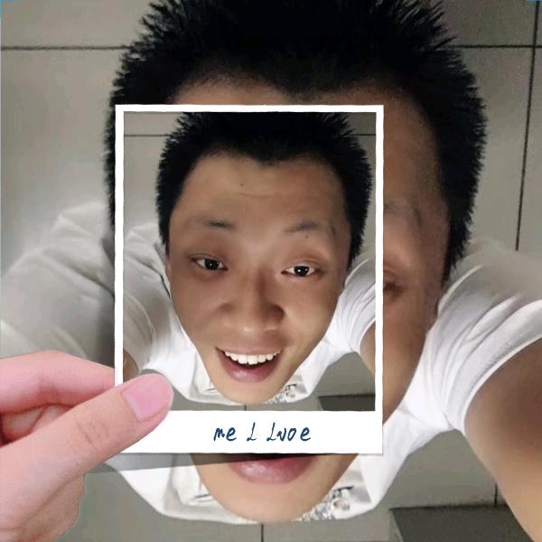 奔跑的哈士奇🐶