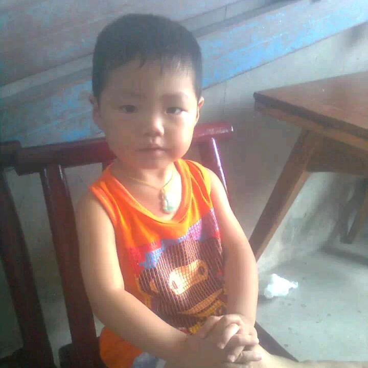 李洪