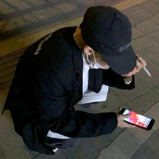 灰太狼嚼口香糖